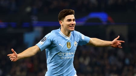 Festejo de Julián Álvarez para el Manchester City. Foto: REUTERS.