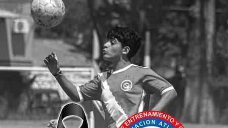 Agustín Lazarte falleció a los 14 años durante un partido de fútbol. Foto: Redes sociales.