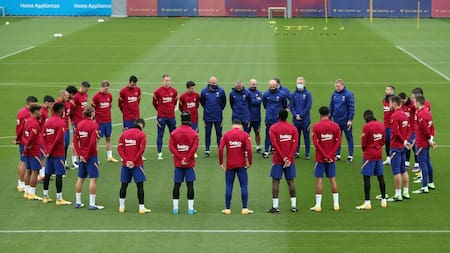 Homenaje del Barcelona a Maradona