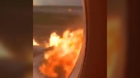 Tragedia aérea en Moscú: impactante video desde adentro del avión