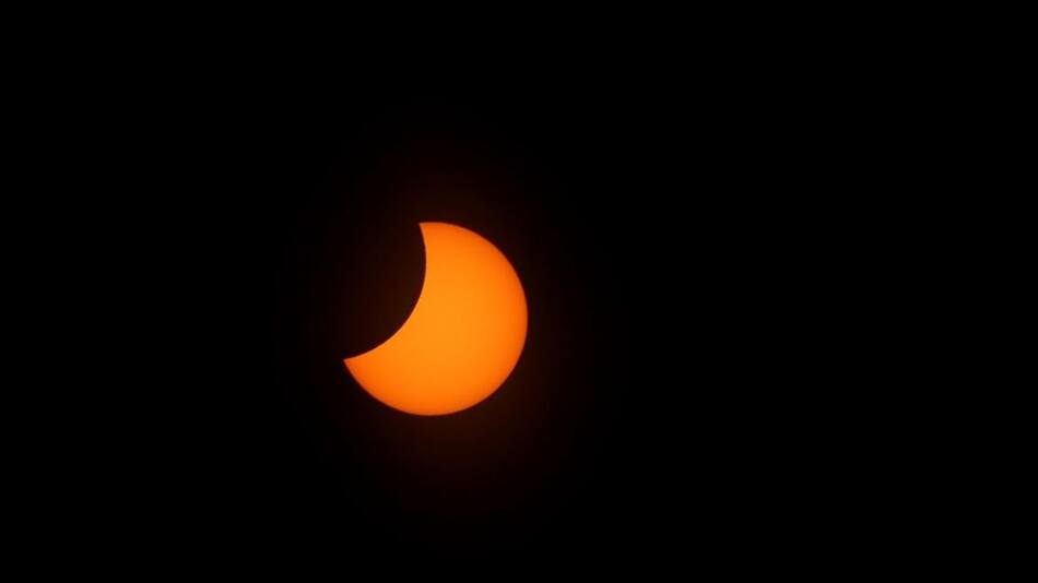 Eclipse solar, Reuters.