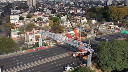 Cierran las autopistas 25 de Mayo y Perito Moreno este sábado 7 de febrero: cuánto tiempo, cuál es el motivo y qué desvíos habrá