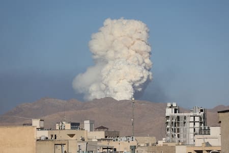 Bombardeos entre Israel e Irán en Medio Oriente. Foto: Reuters (West Asia News Agency)