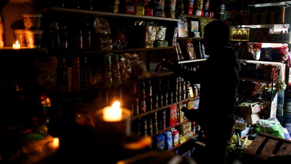 Apagón en Argentina domingo 16 de junio de 2019, comercio, sin luz, REUTERS