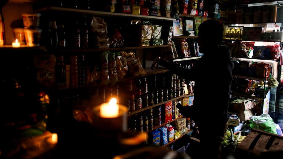 Apagón en Argentina domingo 16 de junio de 2019, comercio, sin luz, REUTERS