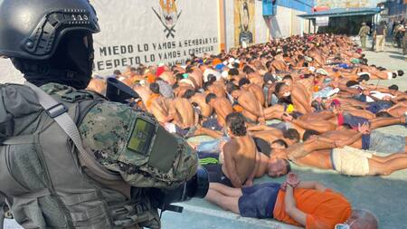 Policía recupera el control en las cárceles de Ecuador. Foto: EFE