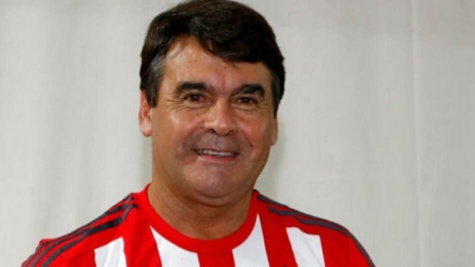 José Luis Brown, Tata Brown