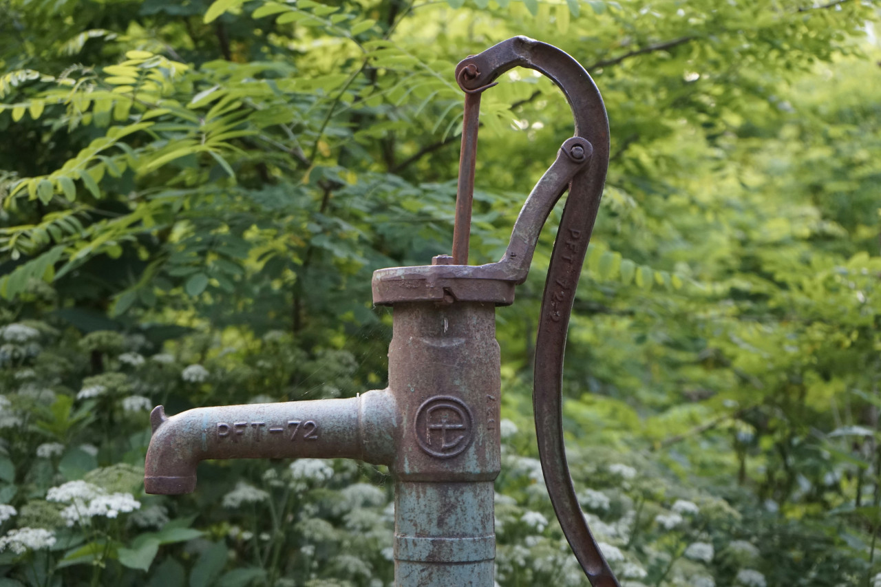 Acuíferos, agua subterránea. Foto: Unsplash