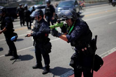 La violencia se apoderó de las calles de Los Angeles, California. Foto: Reuters (Daniel Cole)