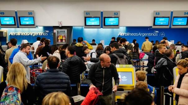 Aerolineas Argentinas denunciará a los gremios aeronáuticos y comenzó acciones para sacar a Pablo Biró del Directorio