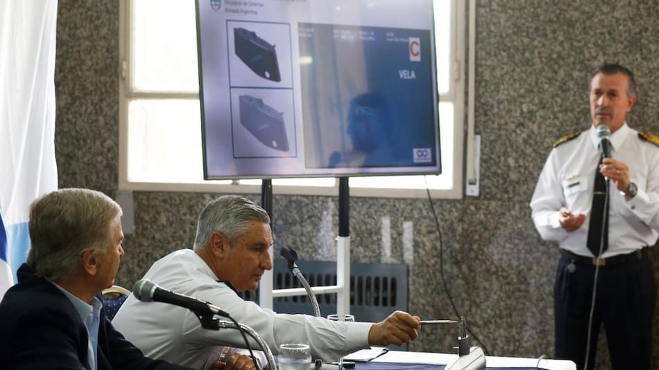 Conferencia de prensa de Aguad y la Armada Argentina tras hallazgo del ARA San Juan (Reuters)