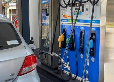 YPF, nafta, combustible, estación de servicio, NA