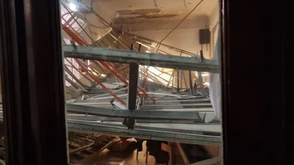 Derrumbe en un salón de fiestas de Caballito. Foto: NA.