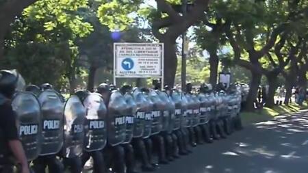 Incidentes en marcha a favor de Maduro en Recoleta