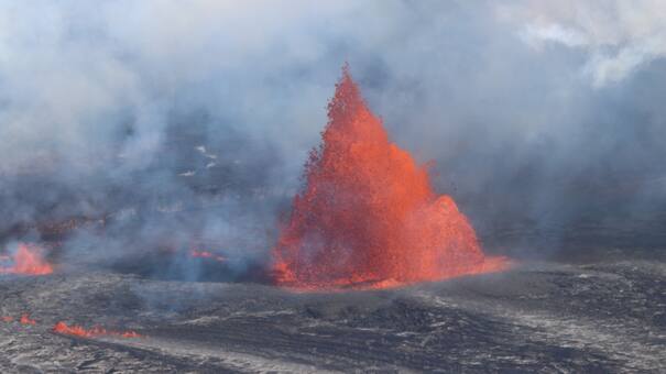 Hawaii emite fuerte advertencia por la fuerte actividad eruptiva del volcán Kilauea
