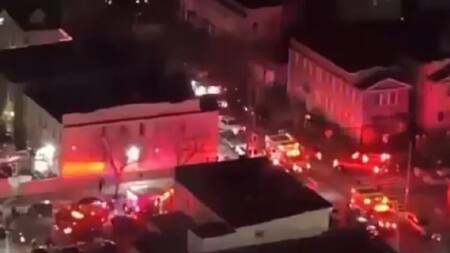 Tiroteo en Nueva York: al menos 10 personas resultaron heridas a la salida de un club nocturno. NA