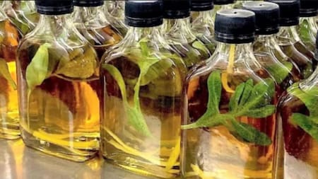 La caña con ruda se debe tomar cada 1° de agosto. Foto: X.