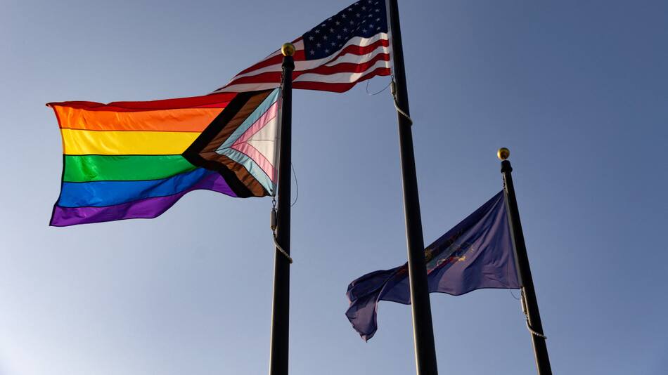 Un fallo de la Corte Suprema de EEUU limita las protecciones LGBTQ. Foto: Reuters.