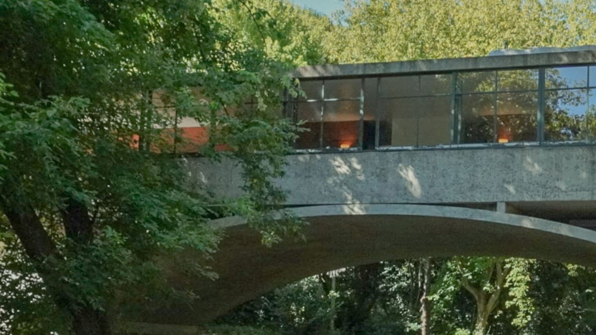 La Casa sobre el Arroyo
