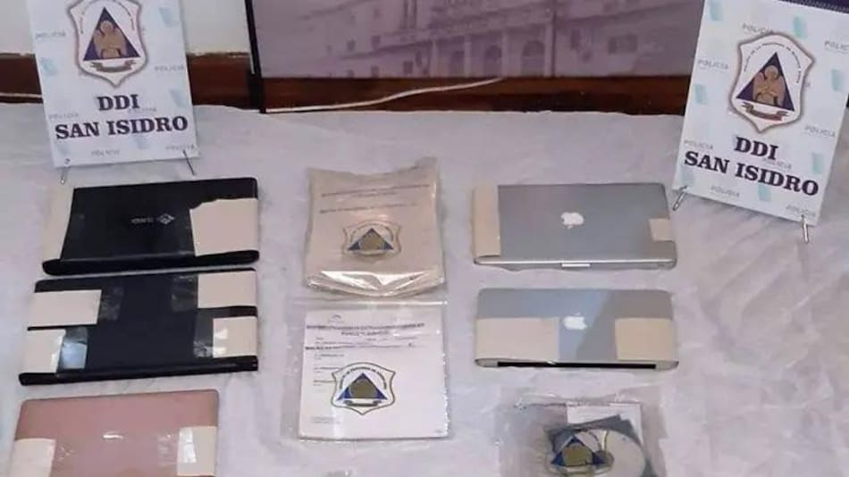 Los teléfonos celulares y computadoras que le secuestraron al médico de Diego Maradona Fuente Archivo