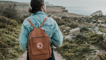 Viajar solos por primera vez, un gran desafío. Foto: Unsplash.