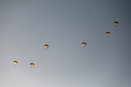 Paquetes de ayuda humanitaria para Gaza. Foto: Reuters.