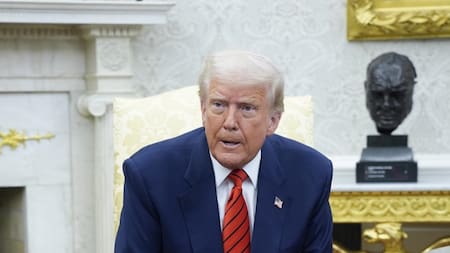 Donald Trump en el Salón Oval. Foto: EFE.