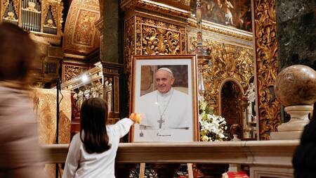 Homenaje al papa Francisco en Malta. Foto: Reuters (Darrin Zammit Lupi)