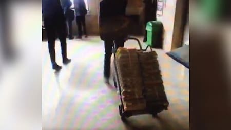 Causa "Vialidad": así trasladaban expedientes desde Tribunal Federal a la Corte (Twitter: Sin Fueros - Republicana 2019)