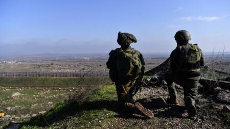 Soldados israelíes en la frontera con Siria. Foto: Reuters