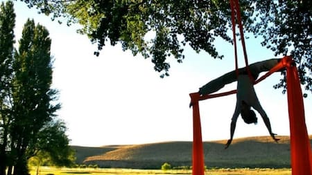 Una nena de ocho años murió ahorcada mientras practicaba acrobacias con telas