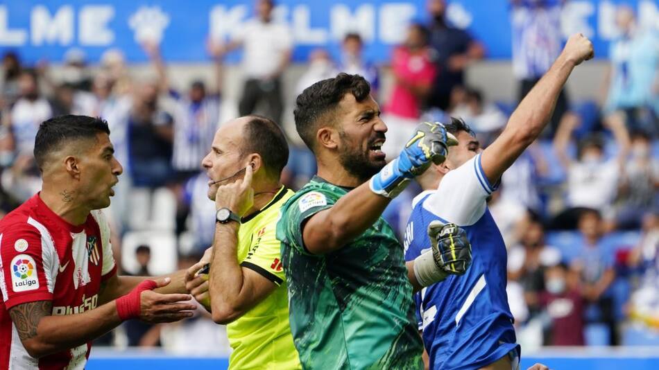 Derrota del Atlético Madrid ante el Alaves por La Liga, REUTERS