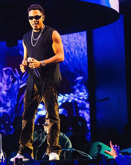 Myke Towers foto de recital - fuente @myketowers