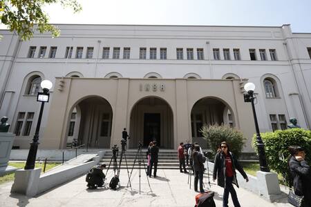 El Internado Nacional Barros Arana. Foto: EFE.