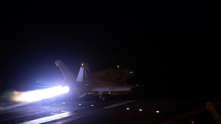 Estados Unidos y Reino Unido atacaron posiciones de los hutíes en Yemen. Foto: EFE.