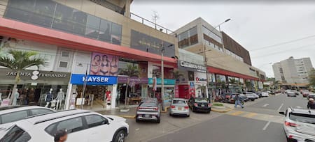 Shopping Caminos del Inca, en Perú.