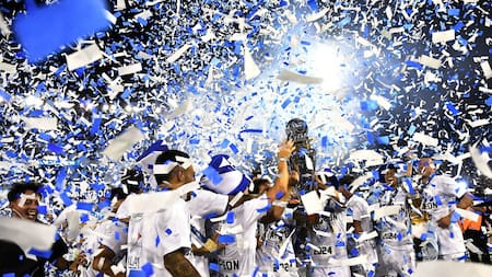 Los festejos de Vélez Sarsfield, campeón de la Liga Profesional 2024. Foto: Reuters.
