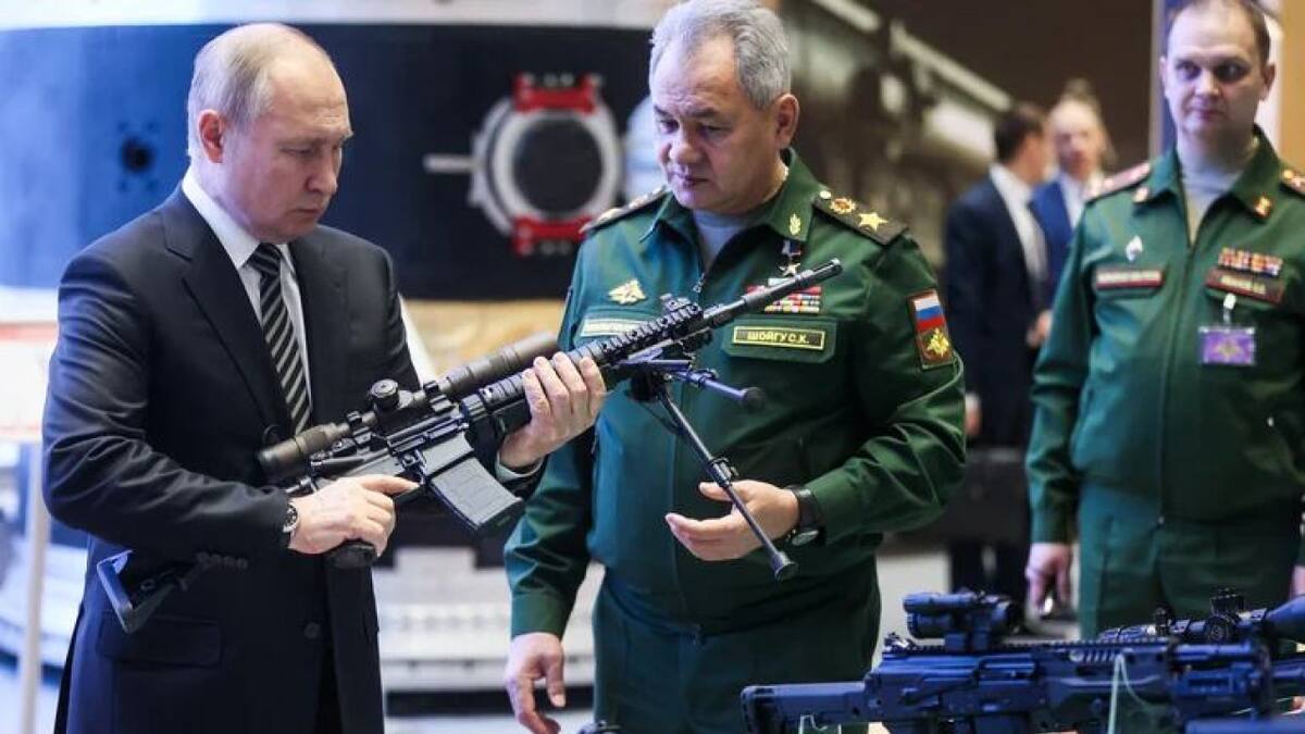Shoigú y Putin. Foto: Reuters