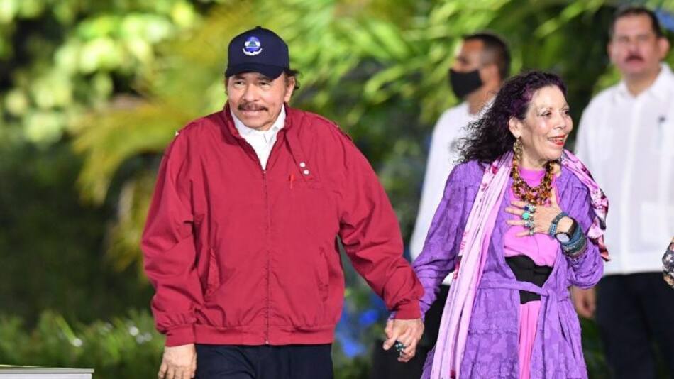 Daniel Ortega, presidente de Nicaragua, y su esposa y vicepresidenta del país, Rosario Murillo.
