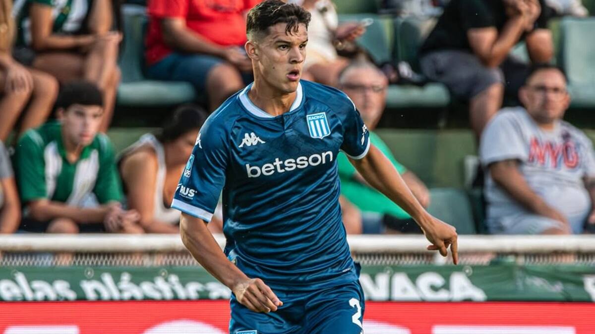 Valentín Carboni, Racing.