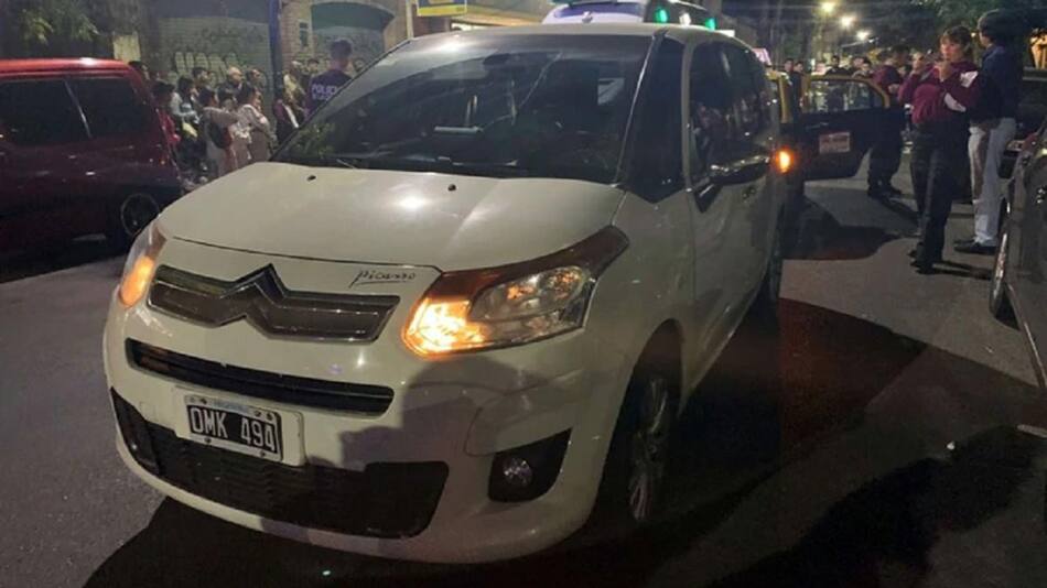 Robaron un auto en Recoleta con una nena de 5 años adentro