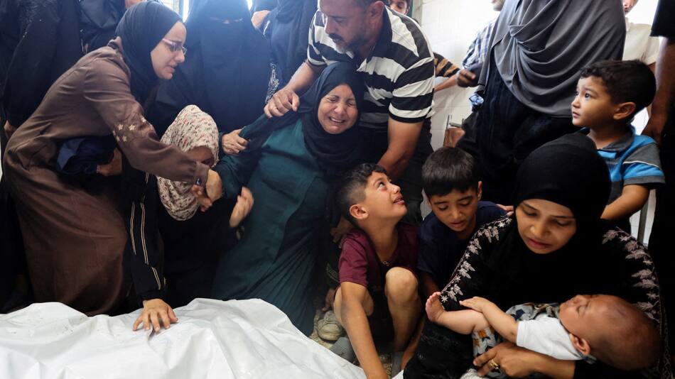 Continúan las muertes en la Franja de Gaza por los ataques israelíes. Foto: Reuters.