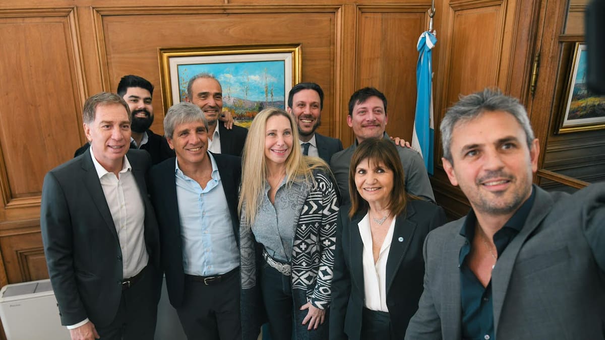 La mesa política del Gobierno se reunió este martes con la Reforma Electoral y el proyecto de Discapacidad en el temario