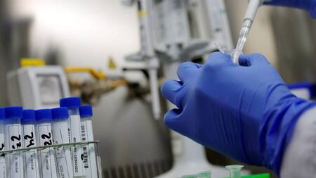 Coronavirus, vacuna Oxford, REUTERS