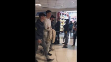 Jonathan Fabbro - deportado por causa de abuso