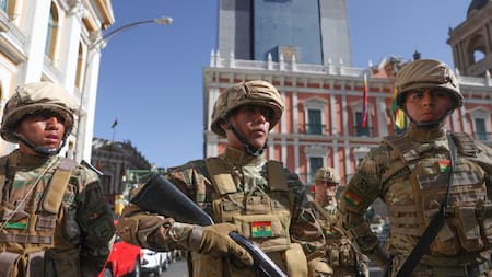 Movilización de militares en Bolivia. Foto: EFE