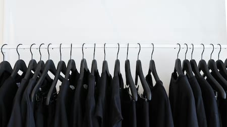 Look total black. Fuente: Pinterest