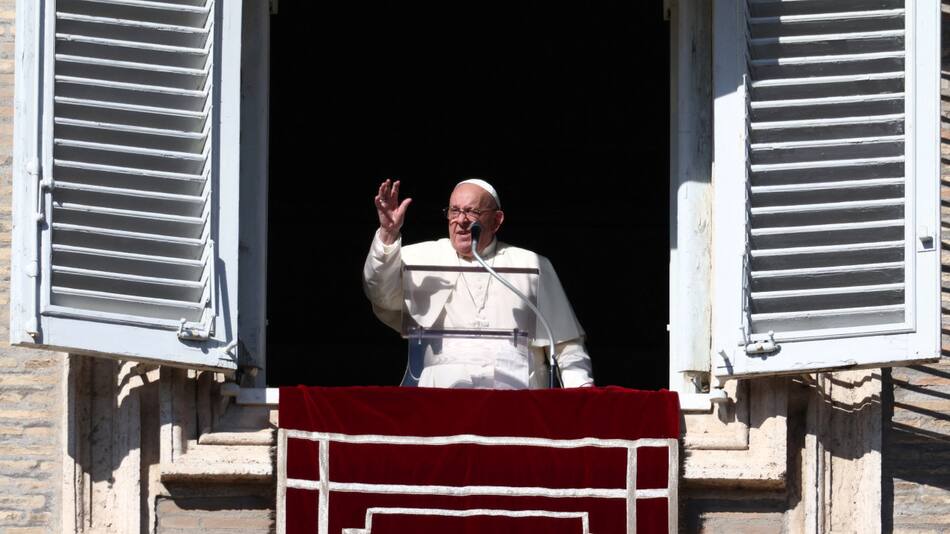 El Papa Francisco volvió a solidarizarse con las víctimas de las inundaciones en España. Foto: Reuters.