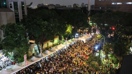 Protestas contra las reformas aprobadas en Taiwán. Foto: Reuters.