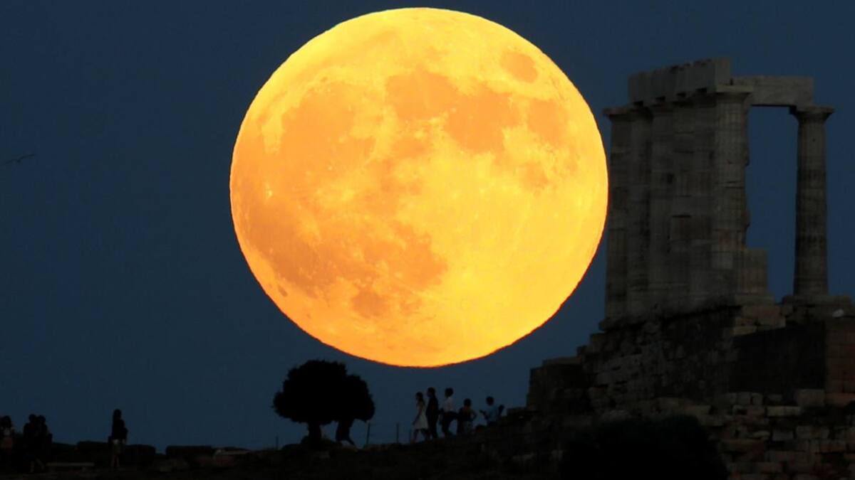 Luna de Sangre, Eclipse lunar, Templo del Poseidón, Atenas, Grecia, Reuters